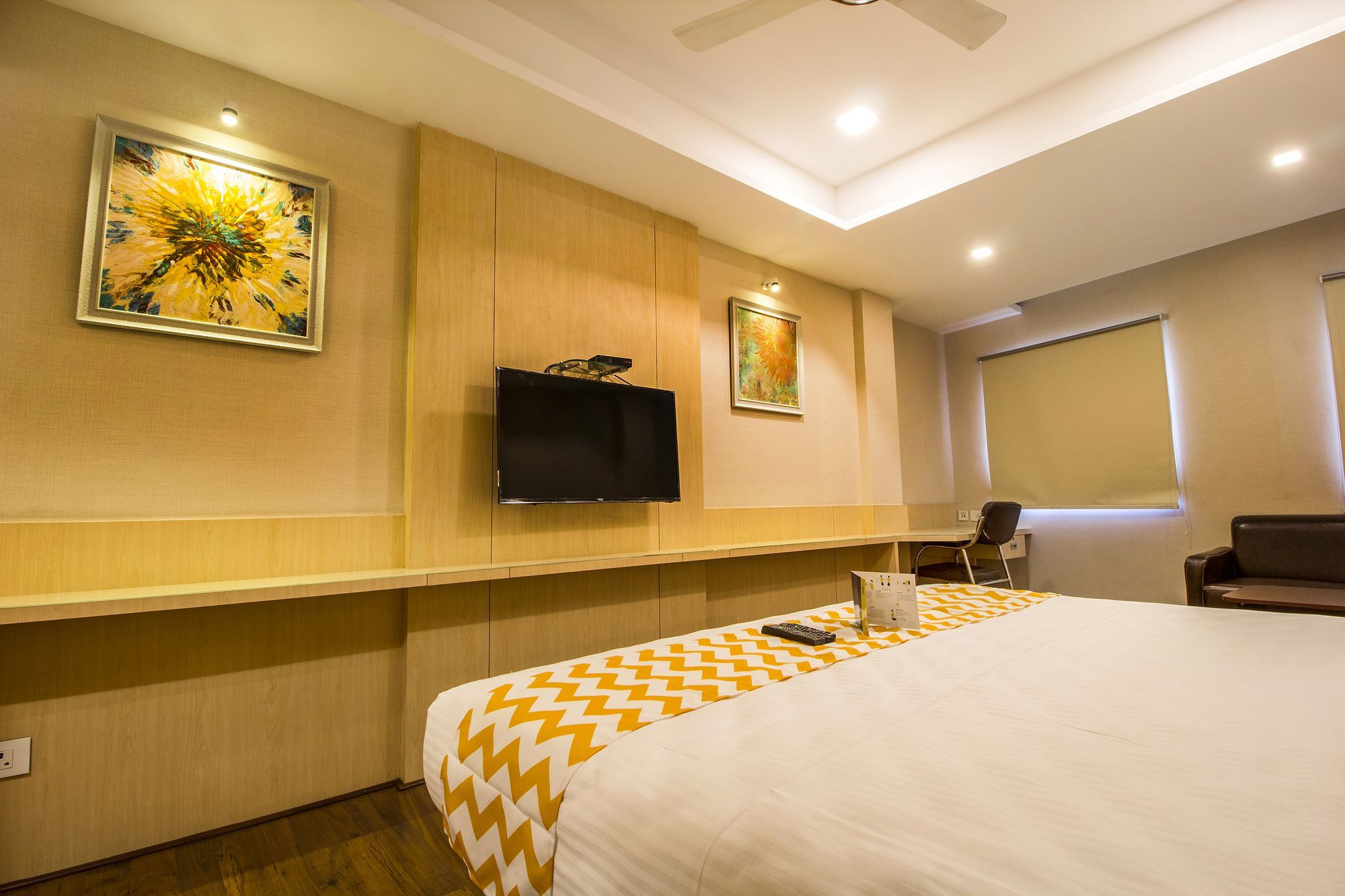 Hotel Fabhotel K-sqaure Koyambedu 3*